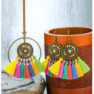 Set/ 1 piece fringed necklace with 1 pair l